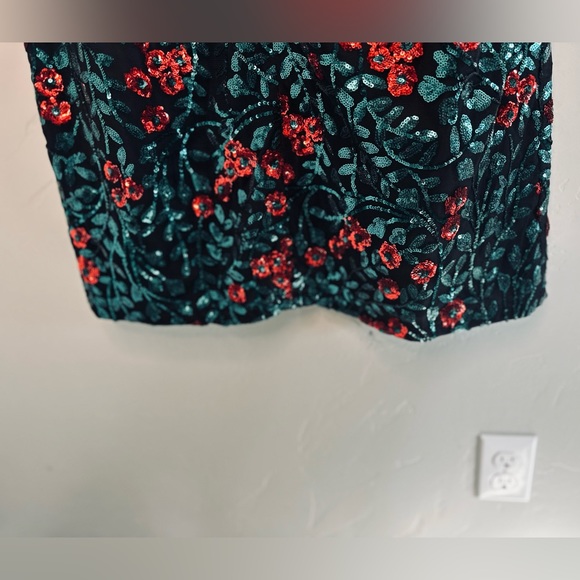 Leslie Fay Sequin Dress Floral Black Red Roses Sleeveless SZ 16 NWT - Picture 7 of 16